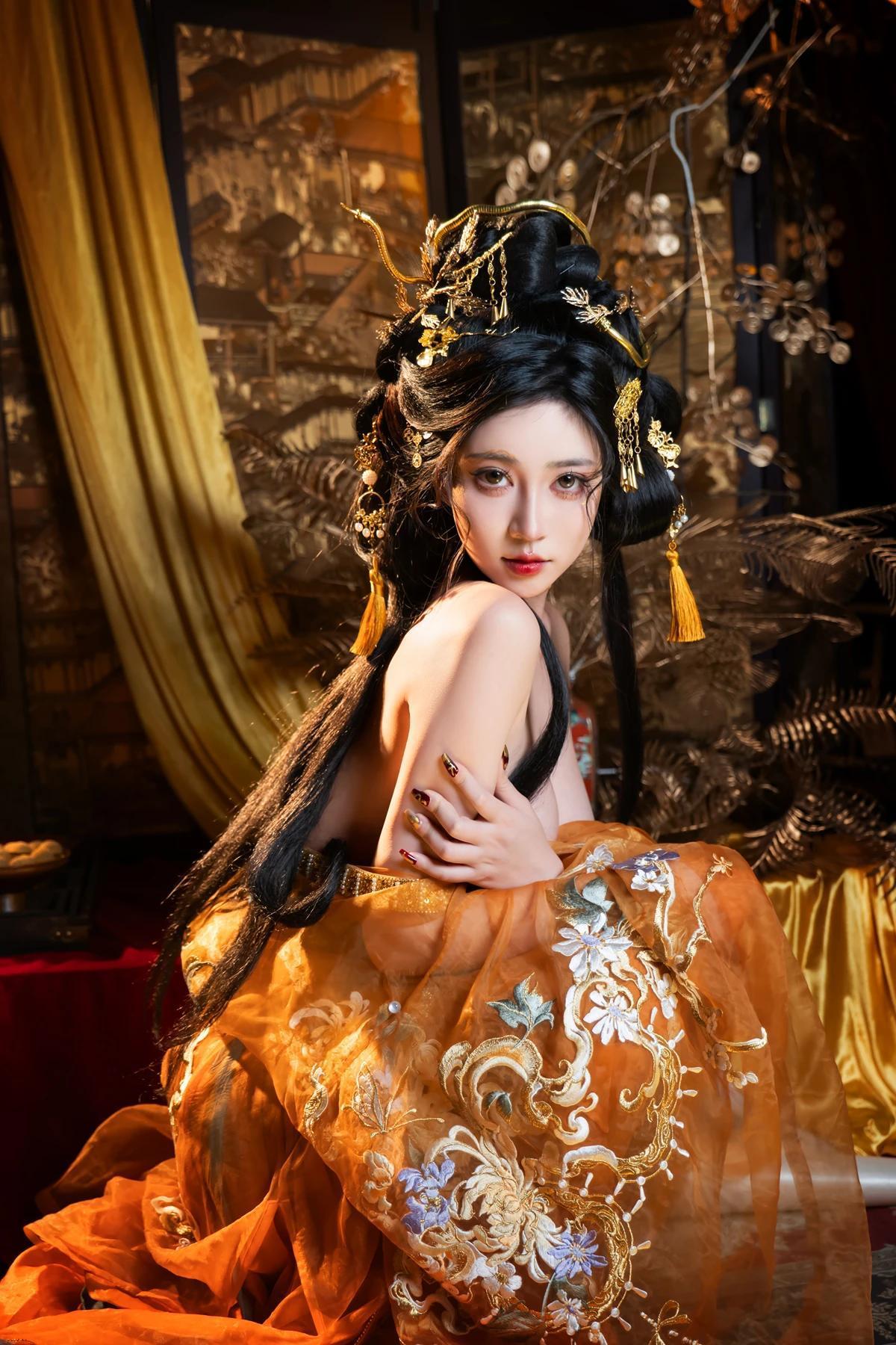年年Nnian, 写真集 金蛇贺岁(41)