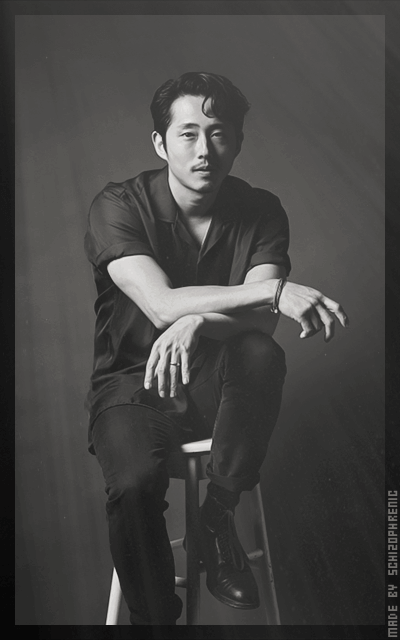 Steven Yeun UwpIrVQp_o