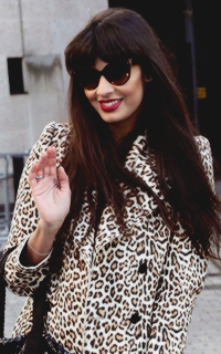 Jameela Jamil JRMcvRrr_o