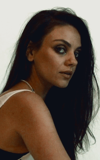 Mila Kunis SVZrfOLS_o