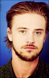 Boyd Holbrook LGe6C8ge_o