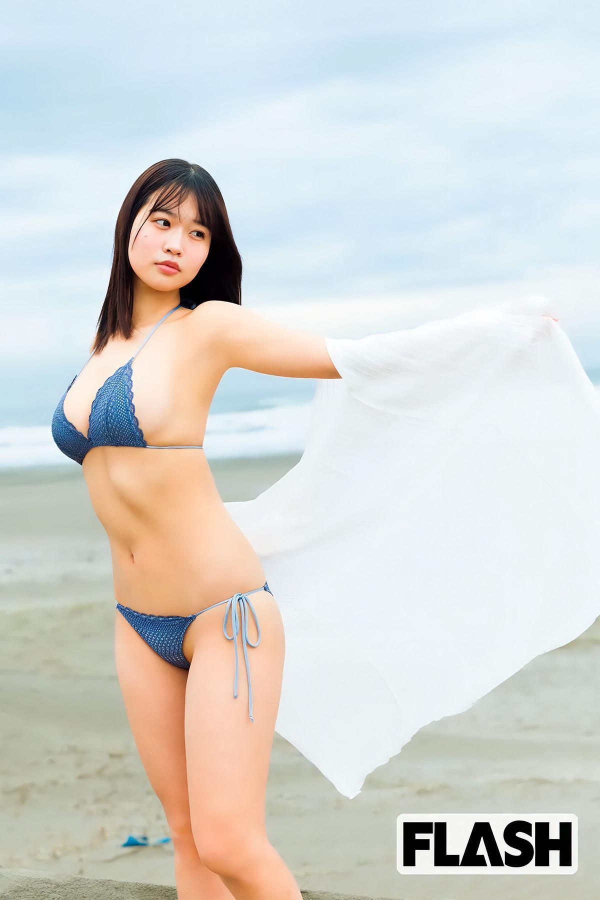 Miyuka Minami 南みゆか, FLASH 2025.05.20 (フラッシュ 2025年5月20日号)(12)