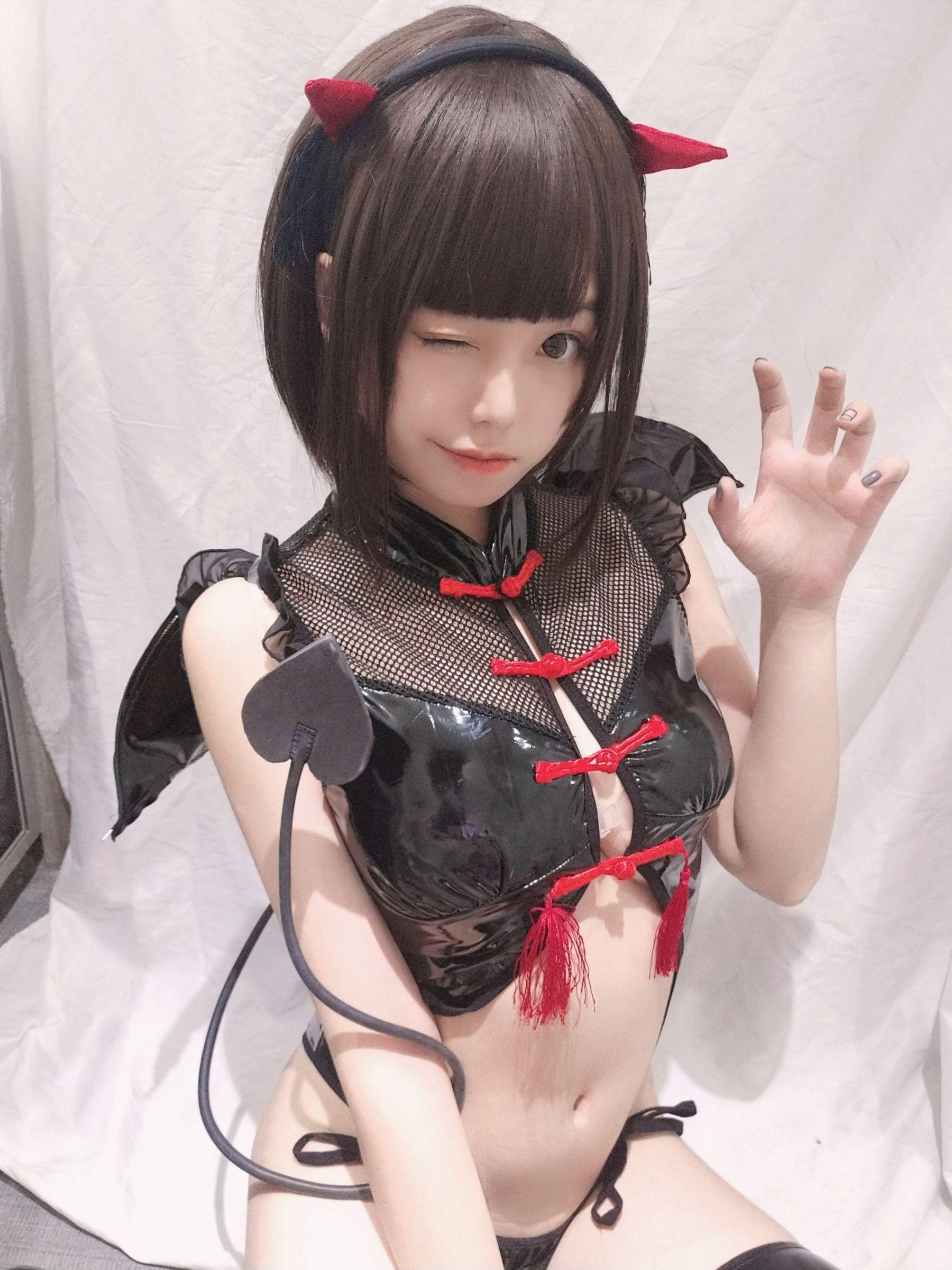 [Cosplay] 萌系小姐姐蜜汁猫裘 – 小恶魔自拍 写真集(16)