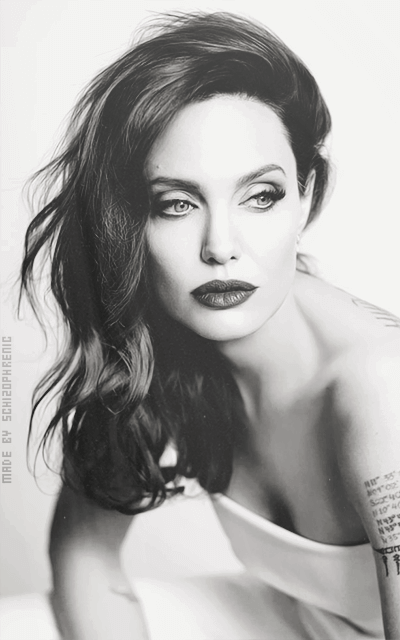 Angelina Jolie PLivM96A_o