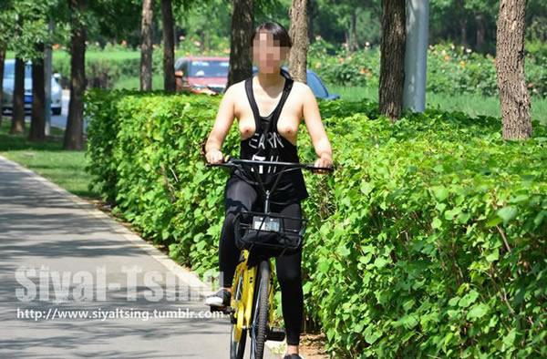 极品露出之美女外景无圣光人体艺术写真5(15)