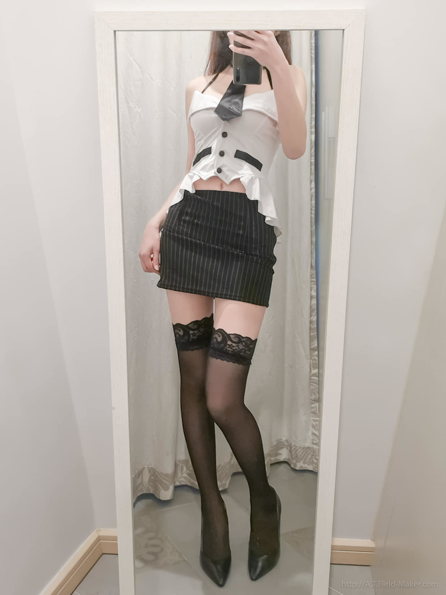 Tsubaki Album Selfie Vol 002 MiniHipSkirt Sexy Teacher