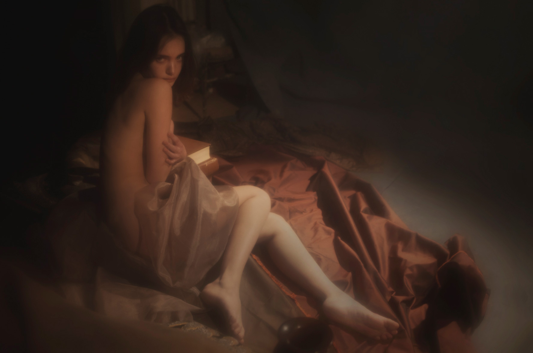-Одалиска- Ольга Збитковская / Olga Zbitkovskaja by Nil Hoppenot / The Ones 2 Watch