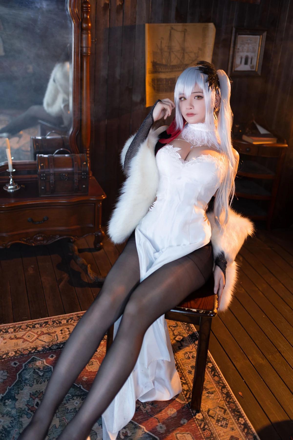 Cosplay 前羽_rr – 碧蓝航线 德雷克(2)