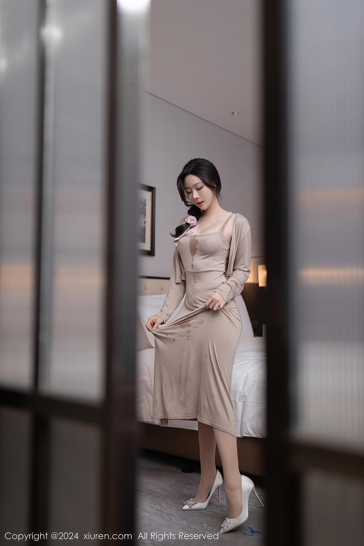 XiuRen秀人网 No.8417 小逗逗XiaoDouDou(11)