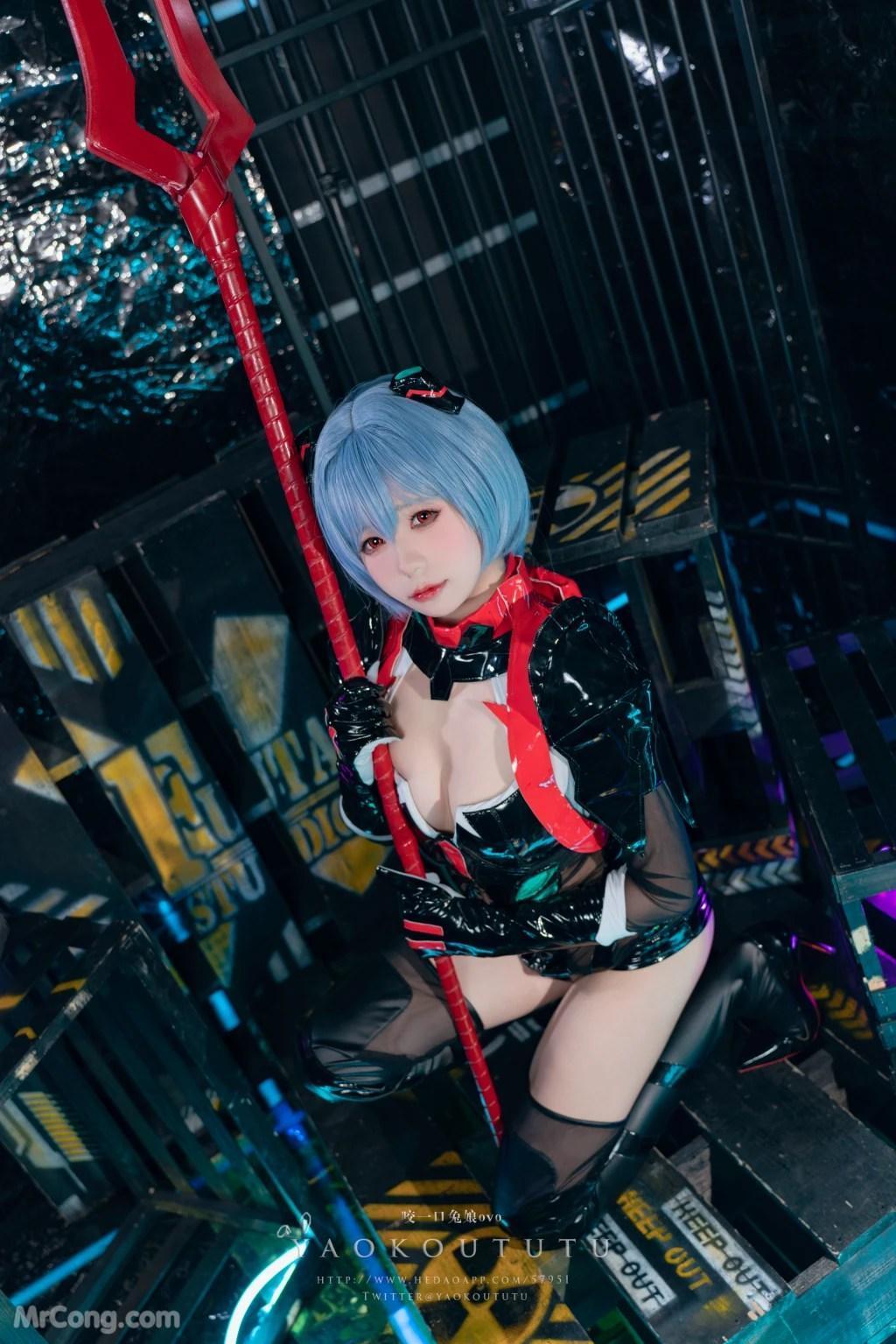 Coser@黏黏团子兔:『黑凌波』&小剧场 (50 photos )(9)