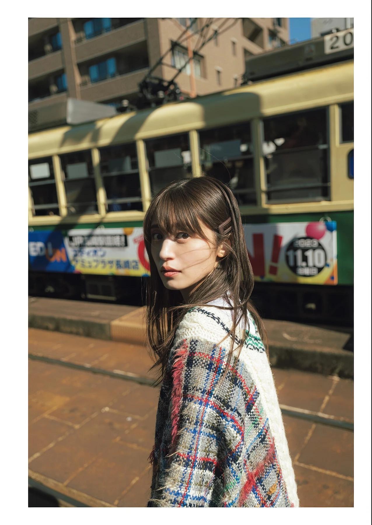 Rikako Aida 逢田梨香子, 写真集 「日々」 Set.01(2)