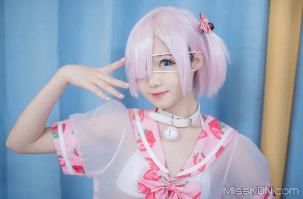 Coser@羽天shine: 草莓 (39 photos)