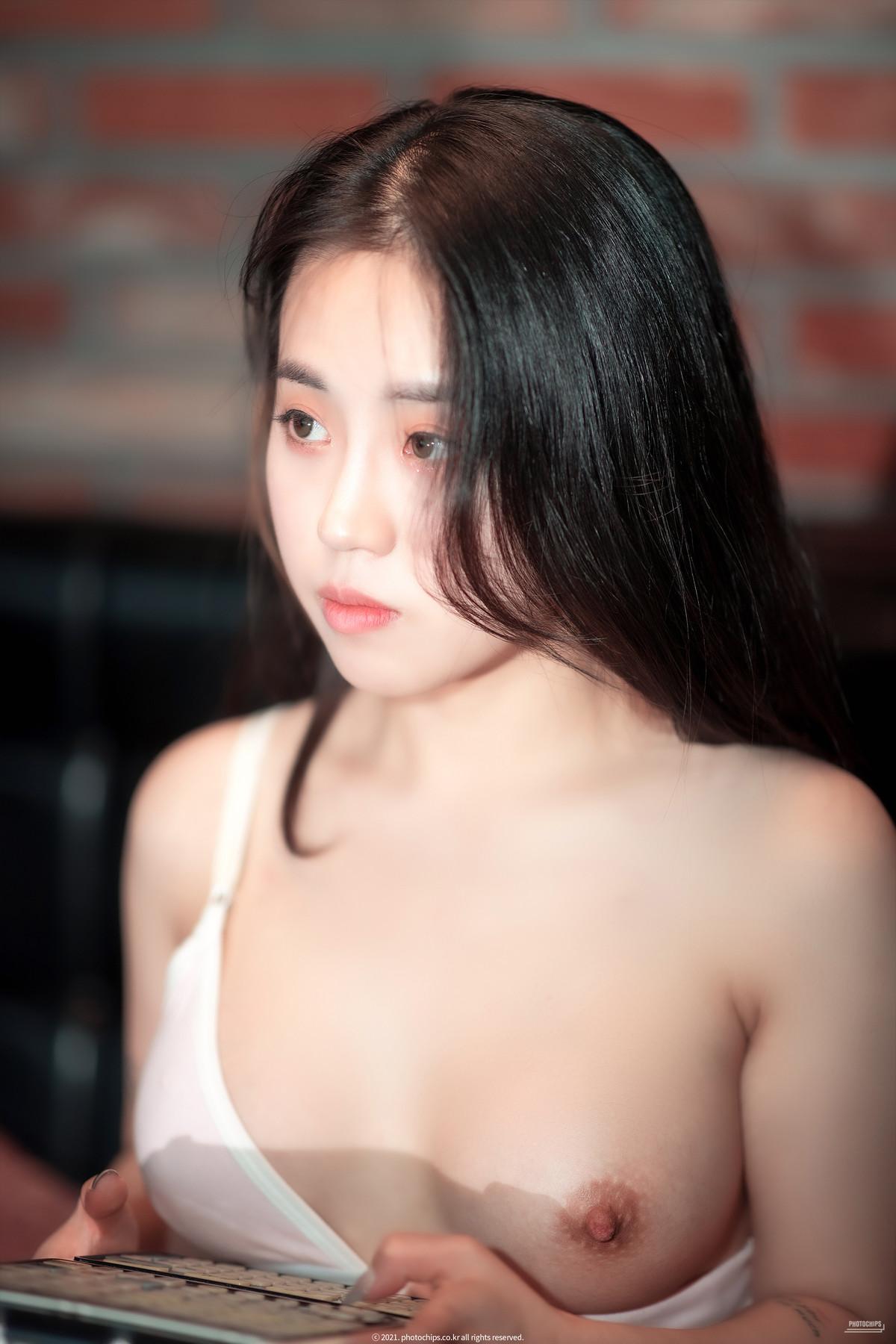 Dami 퀸다미, [PhotoChips] 포토칩스는 Vol.114 Set.02(53)