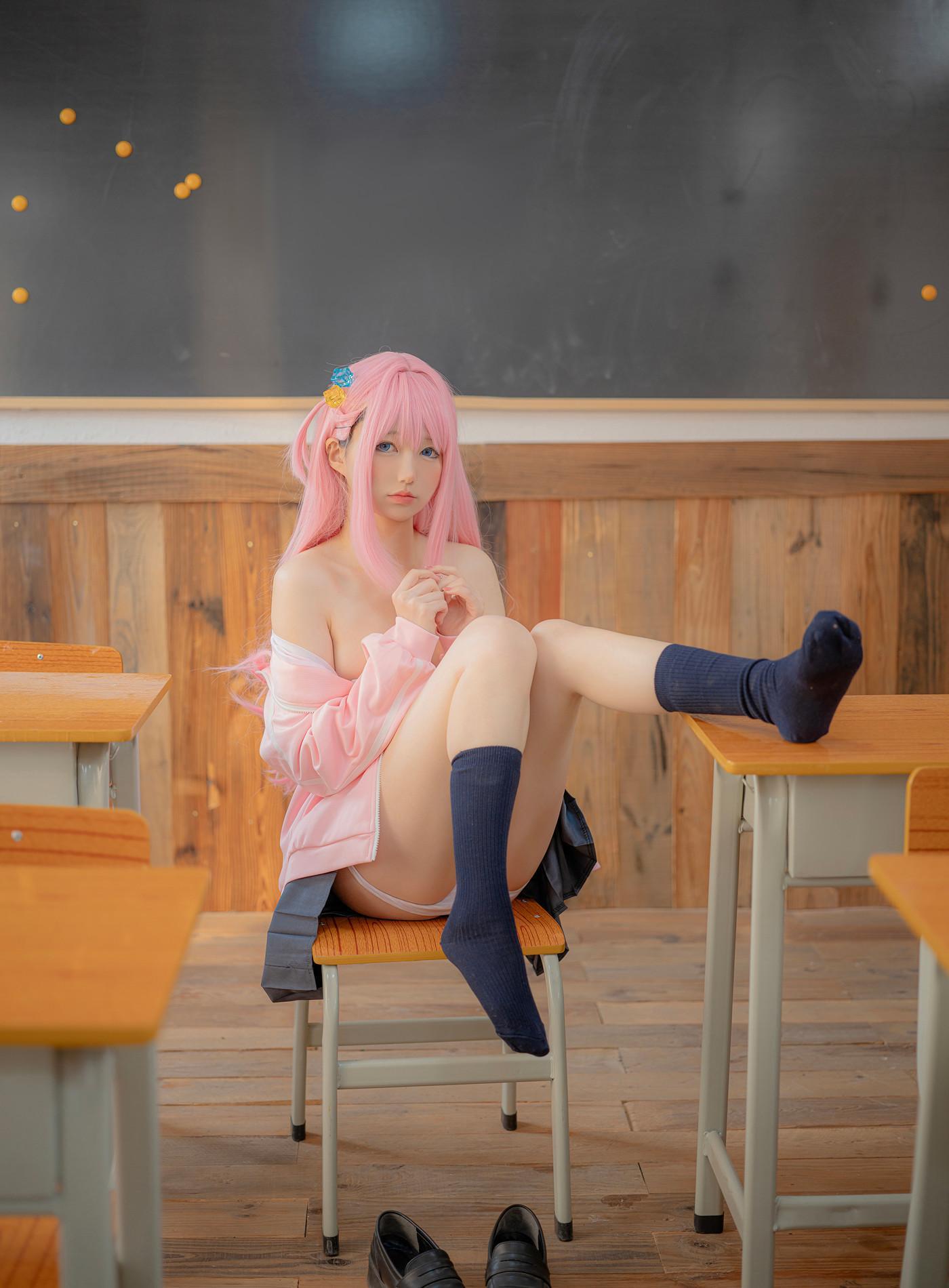 Cosplay Nagisa魔物喵 – ぼっち・ざ・ろっく(20)
