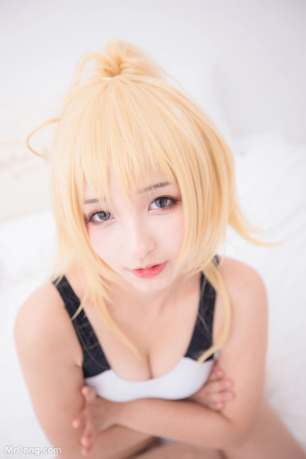 Coser@神楽坂真冬 Vol.036: 电子相册-白贞德《Swimingthedrea》(150 photos)(90)