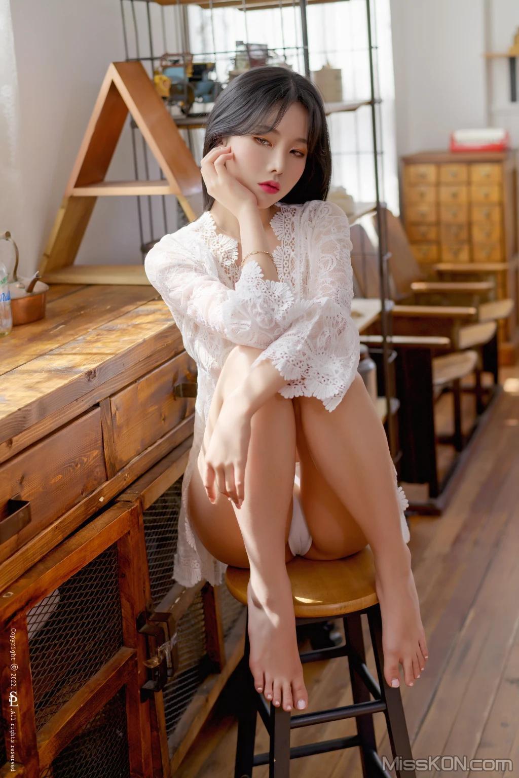 SAINT Photolife – Yuna (유나): Vol.42 Afternoon Sunshine (70 photos)(5)