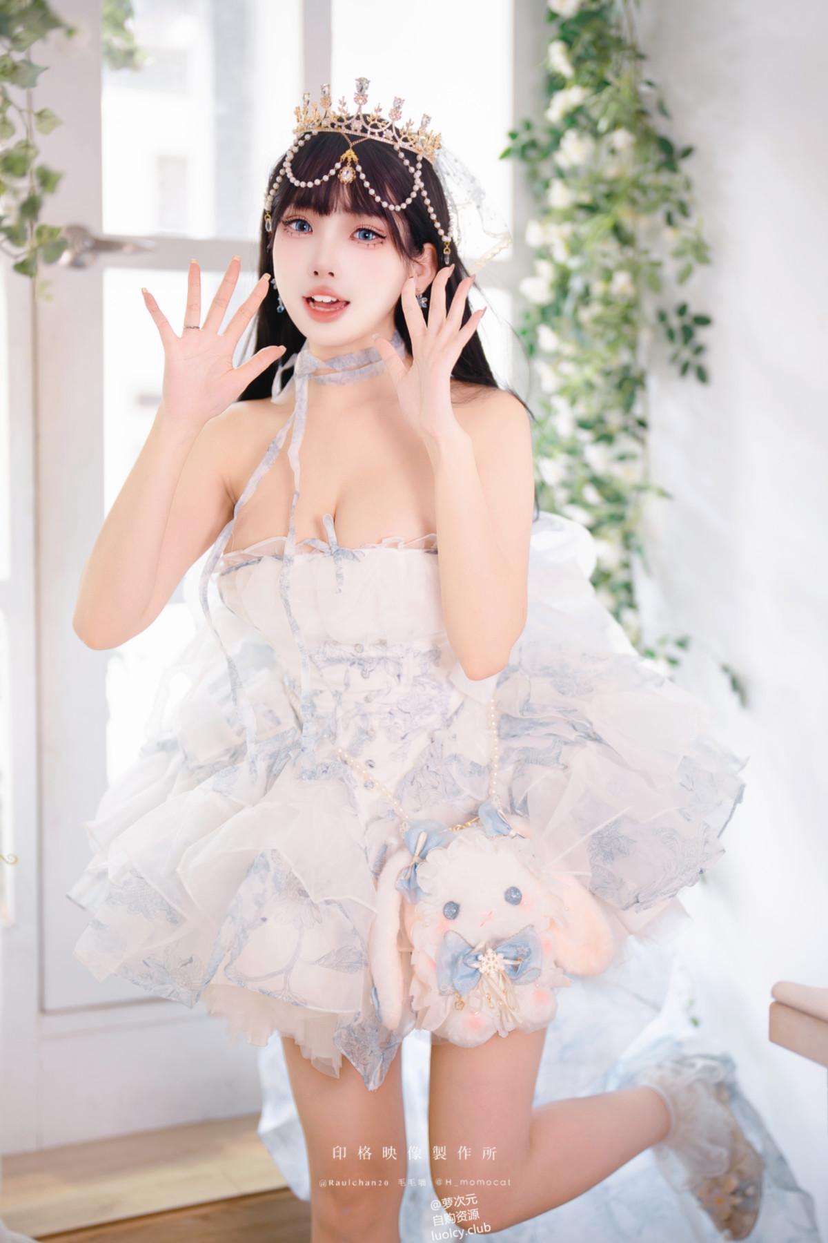 慕慕Momo, ヌード写真集 Birthday Day 永遠的小公主(4)