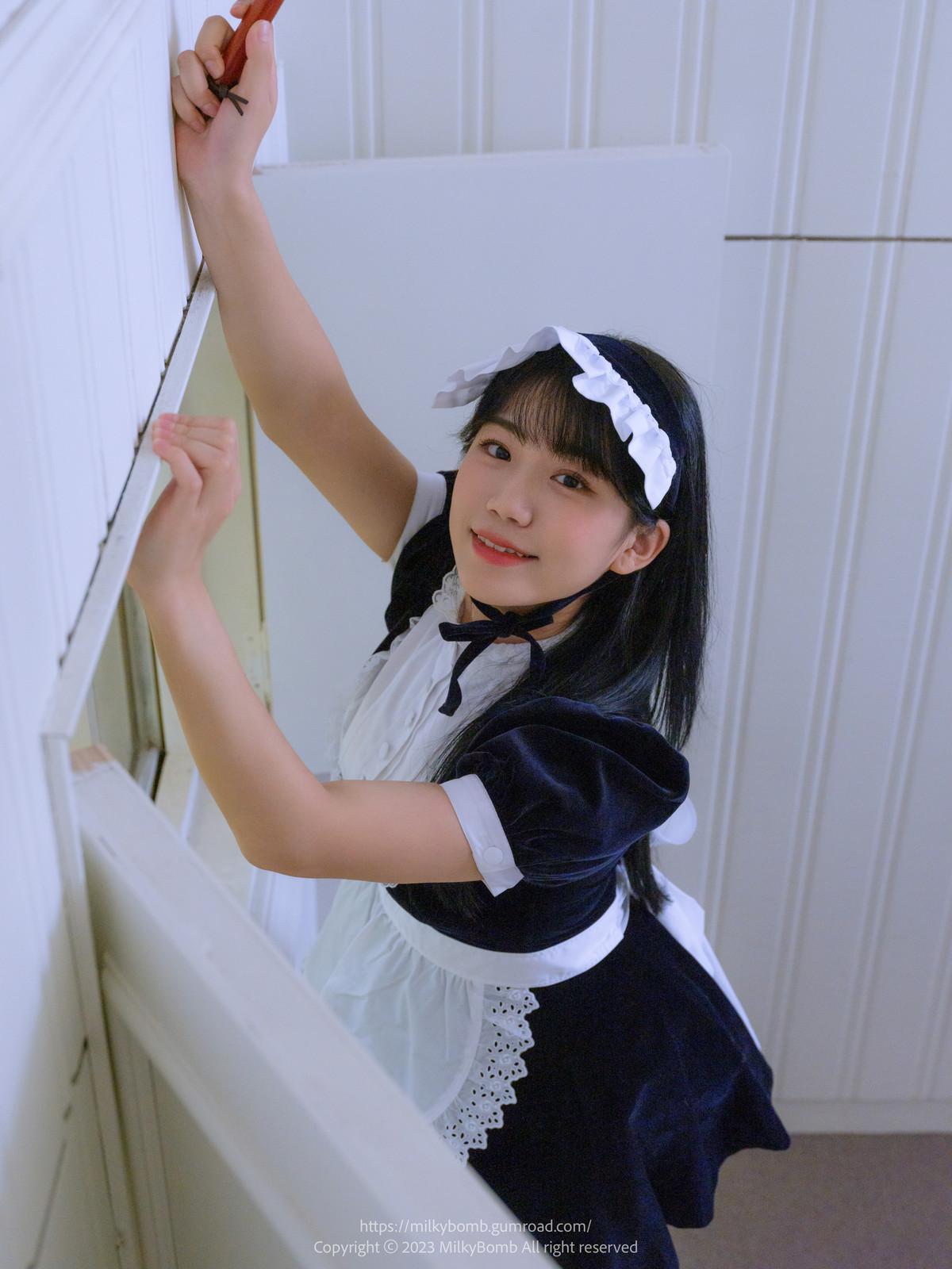 Yui 유이, [MilkyBomb] Maid Set.02(11)