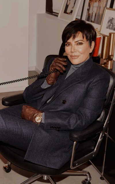 Kris Jenner SisnPXnk_o