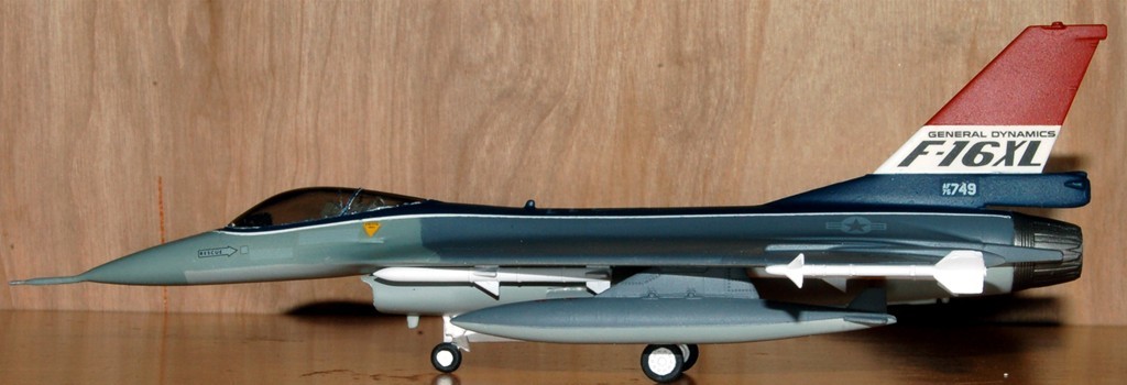 Monogram 1/72 General Dynamics F-16XL - Ready for Inspection - Aircraft -  Britmodeller.com