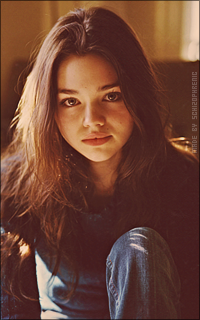 India Eisley 8dh4Whny_o