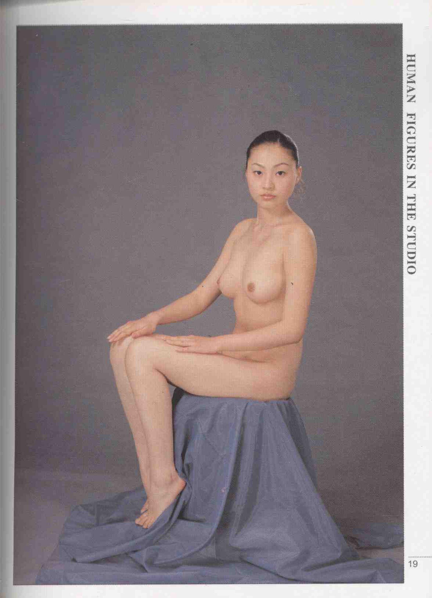 书籍扫描 实用人体模特摄影·坐姿篇(24)