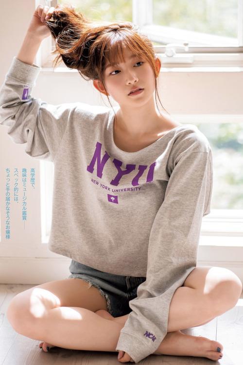 Nagisa Aoyama 青山なぎさ, Young Jump 2021 No.48 (ヤングジャンプ 2021年48号)