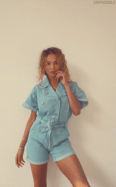 Rose Bertram HrFIp4Gt_o