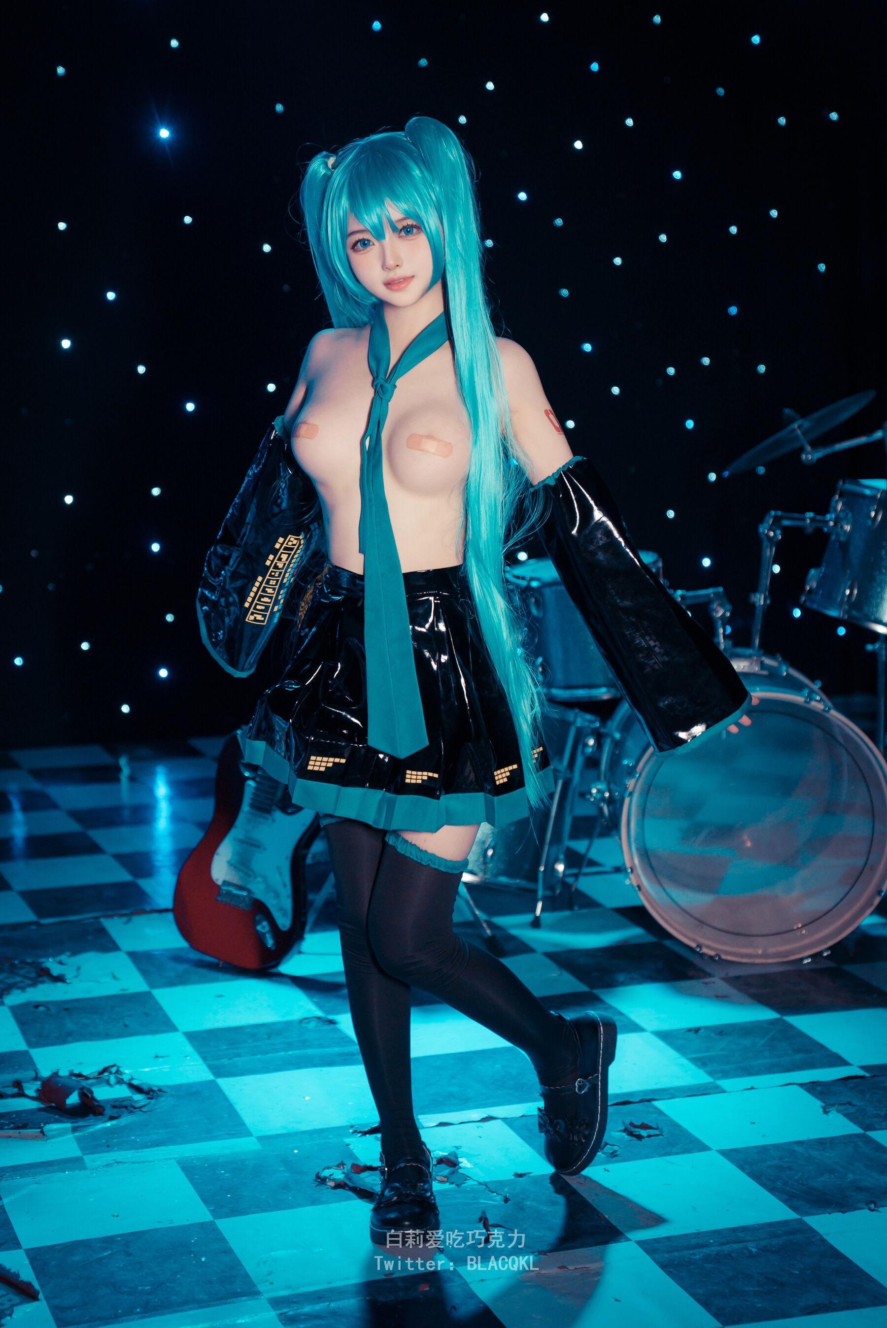国模人体 白莉爱吃巧克力《未来初音 Miku》(55)