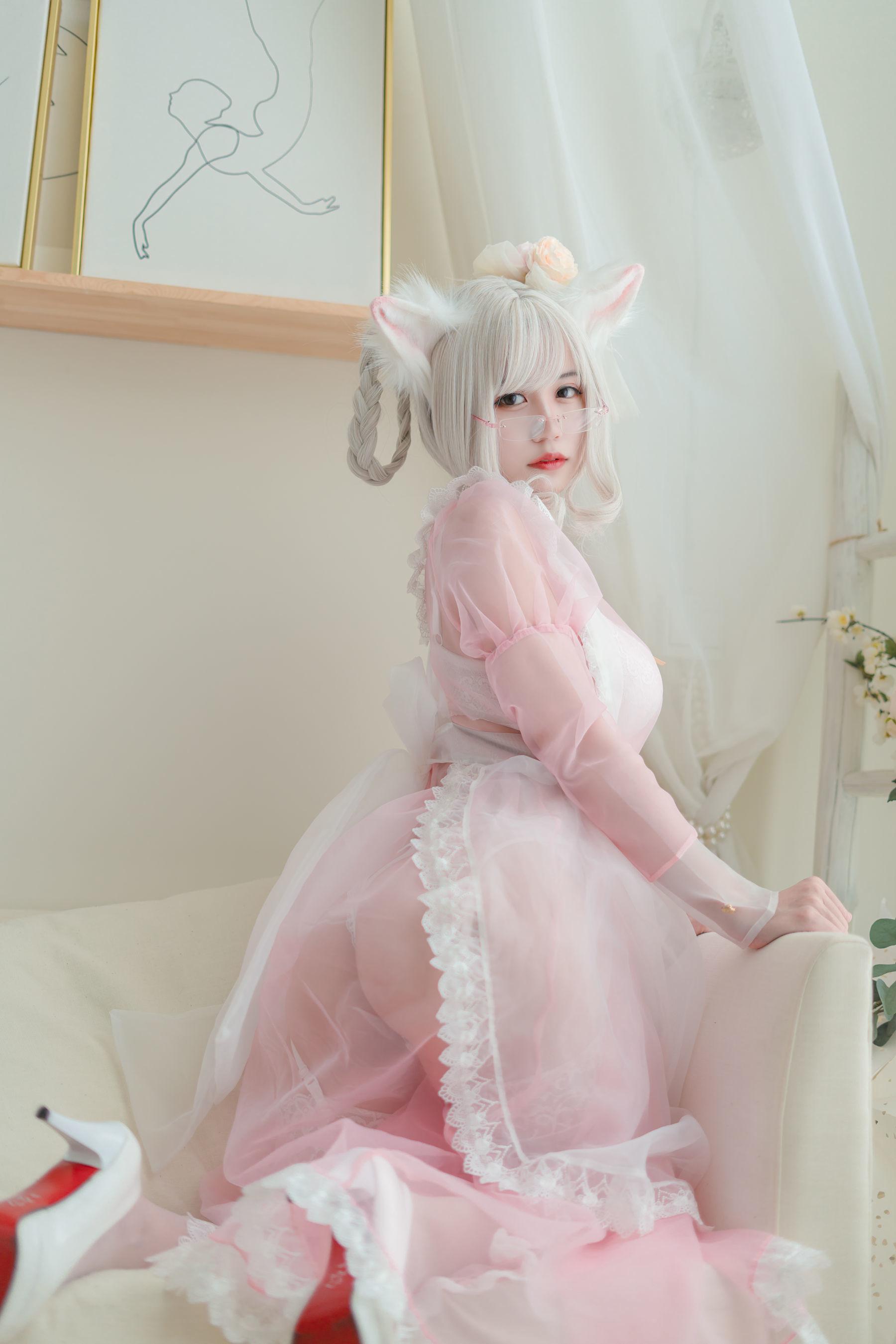 [网红COSER] 小仓千代w – 透明粉色女仆 写真集