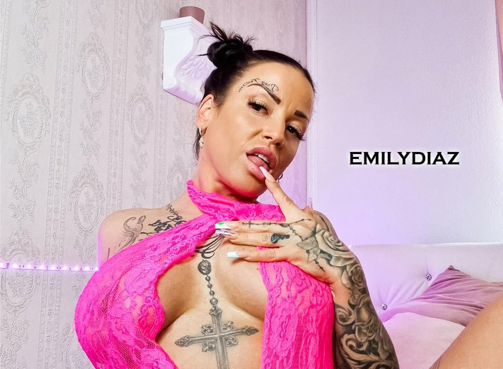 Mistress Emily Diaz