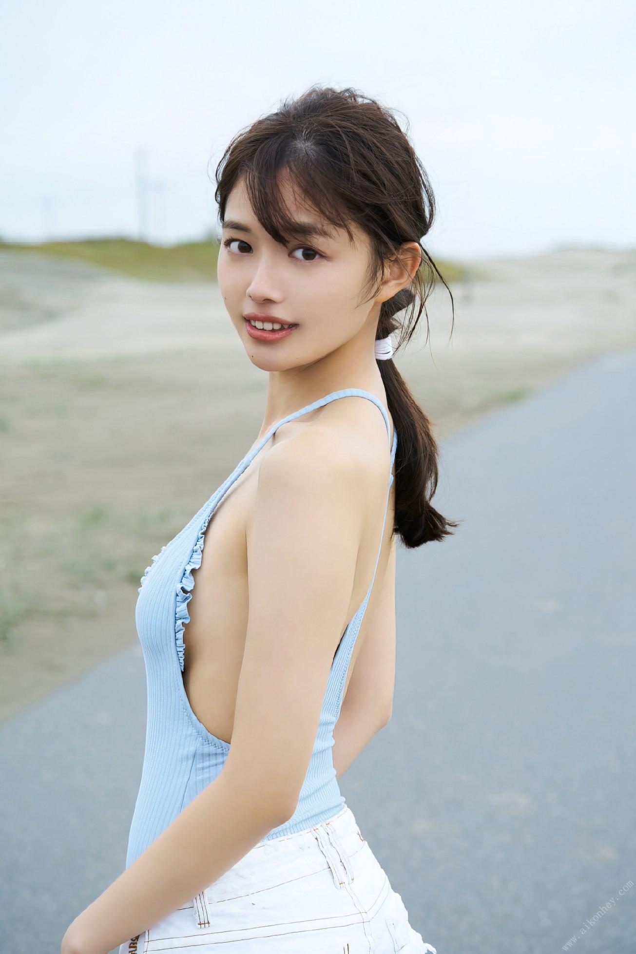 Hinami Mori 森日菜美, FRIDAYデジタル写真集 宝の新人女優 「ＣＵＴＥ＆ＳＥＸＹ」 Set.01(5)