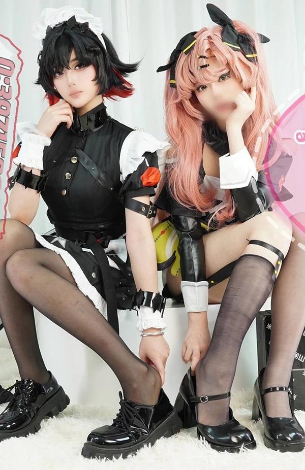 丝足福利姬@月野兔崽子+道具私拍视图合集(2)