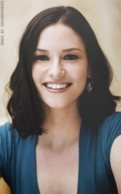 Chyler Leigh OvC2qGjl_o