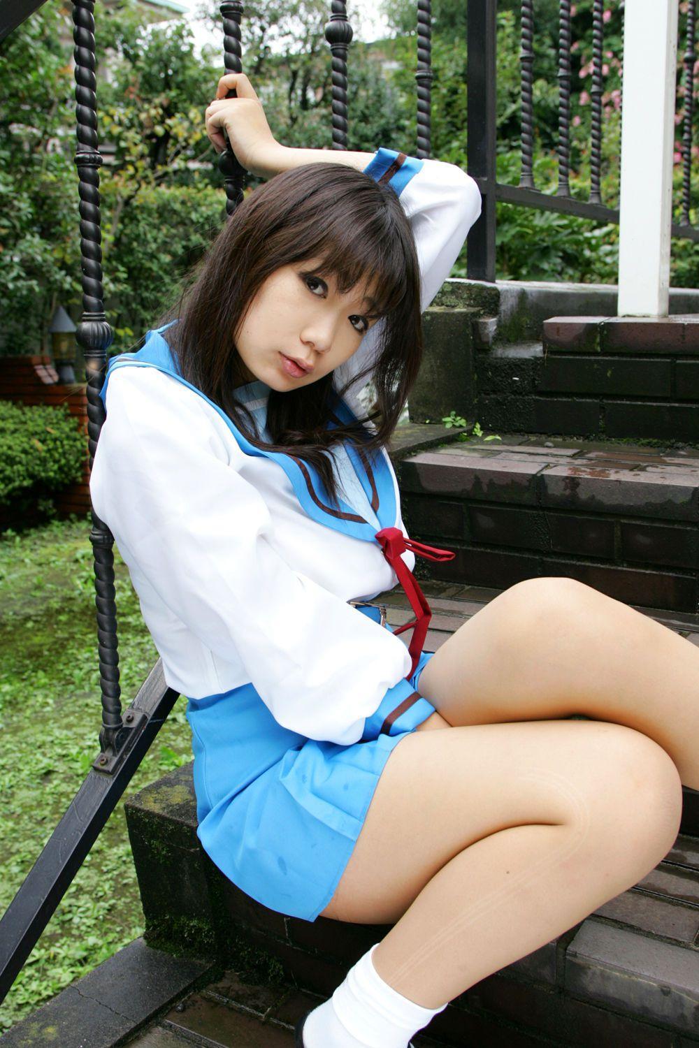 チョコボール向囲 《Suzumiya Haruhi no Yuuutsu》Suzumiya Haruhi+Asahina Mikuru 写真集(50)