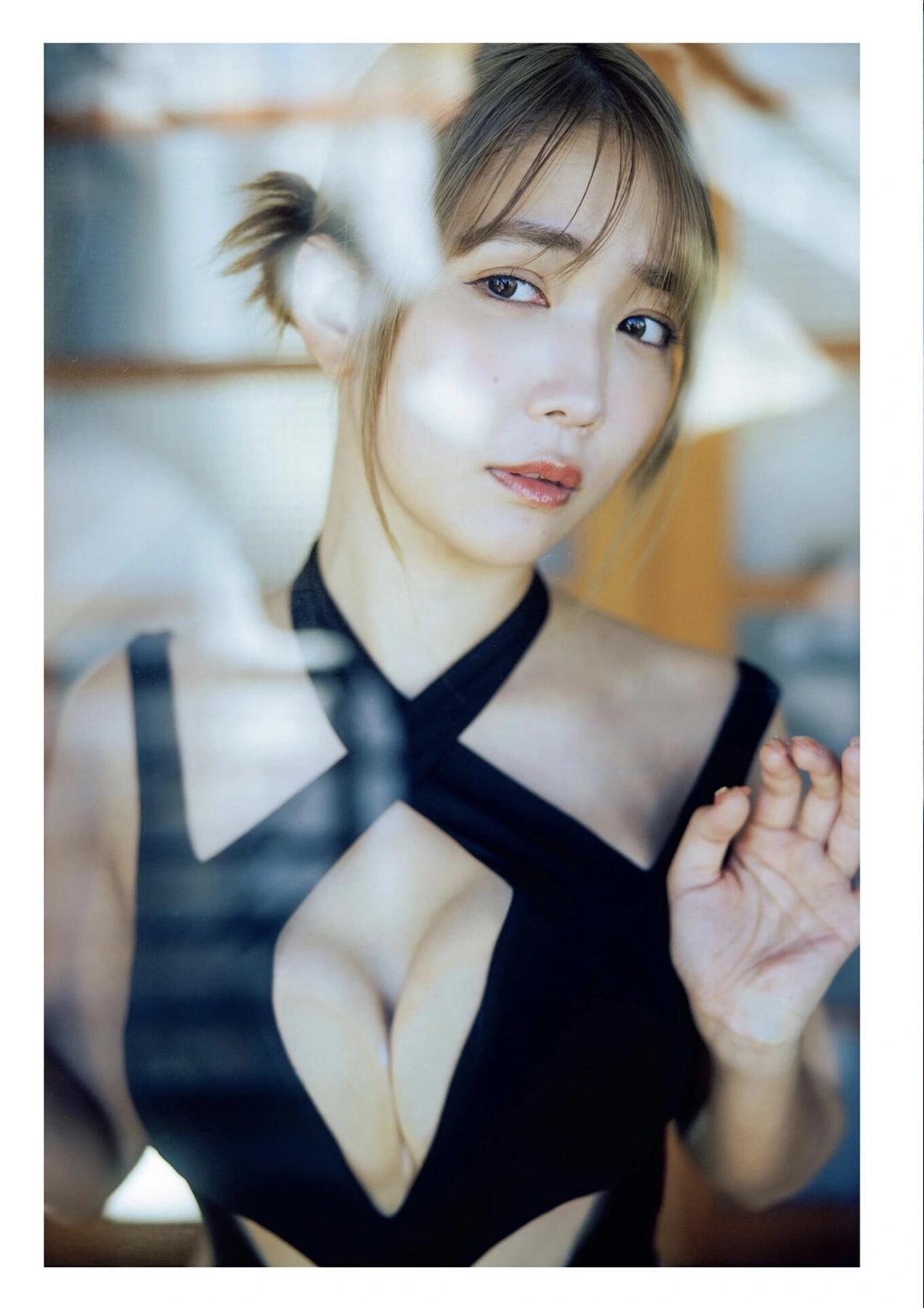 Kisumi Amou 天羽希純, B.L.T. 写真集 Monster Round 3(18)
