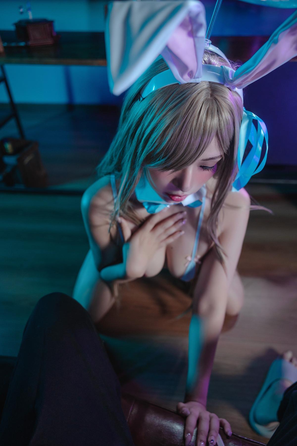 Cosplay 懵懵懵白日梦 – 明日奈兔女郎(44)