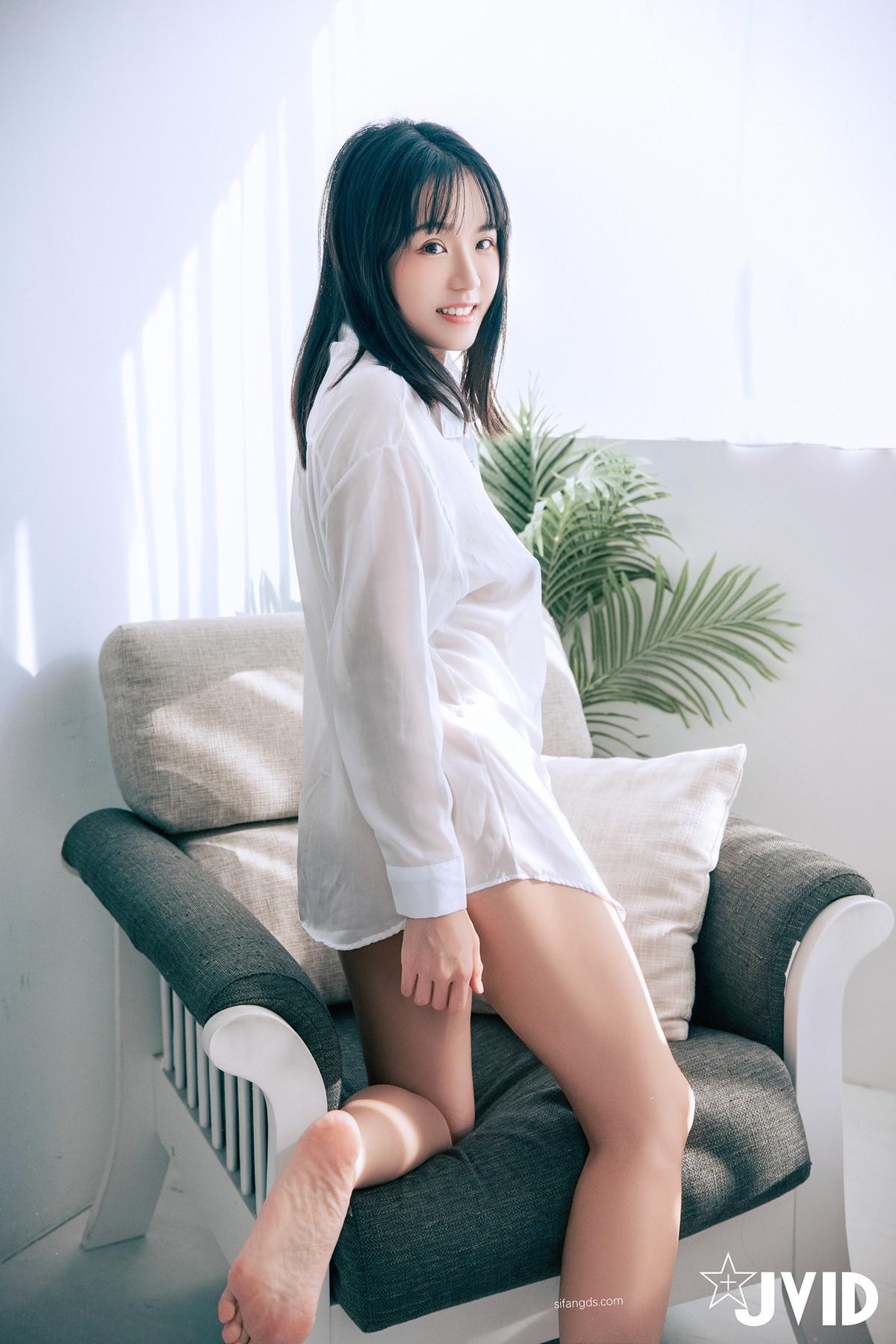 JVID Angela寶7 – 被按摩師玩弄の墮落妻子－寶七🔥被技巧高超的手技開發出性感帶 Set.04(23)