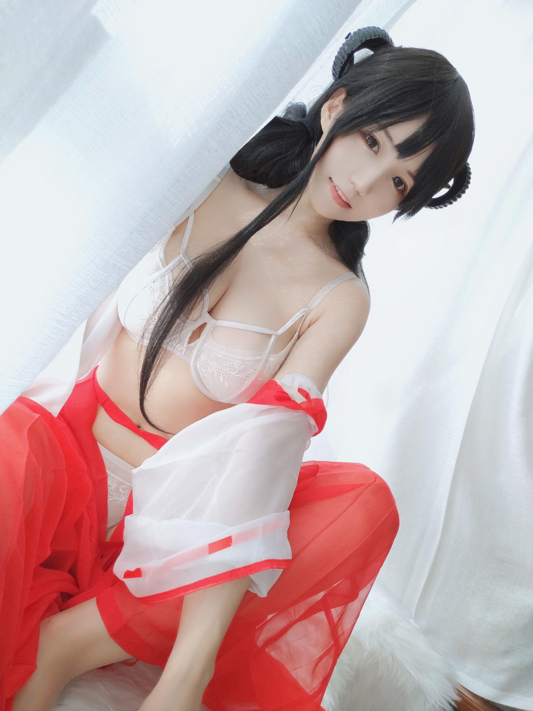 [网红COSER写真] 动漫博主小仓千代w – 巫女DLC 套图(17)