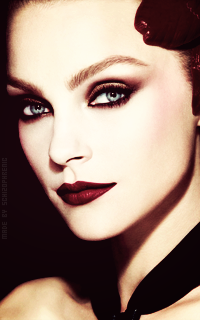 Jessica Stam AokxuEWG_o