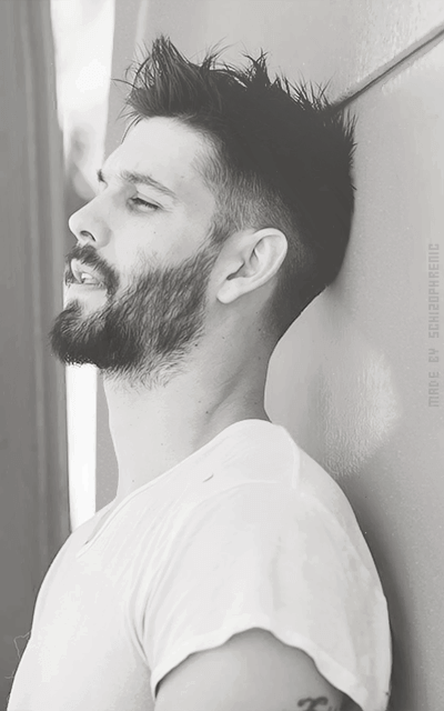 Casey Deidrick 9wHdi3tE_o