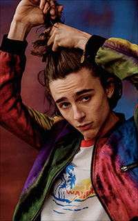 Timothée Chalamet  ZiGMhdjU_o