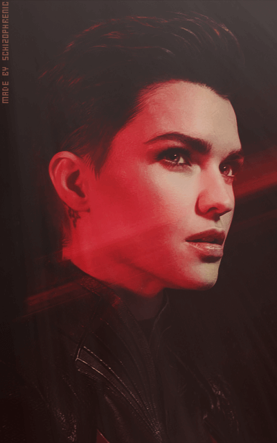 Ruby Rose 3ZB5NARg_o