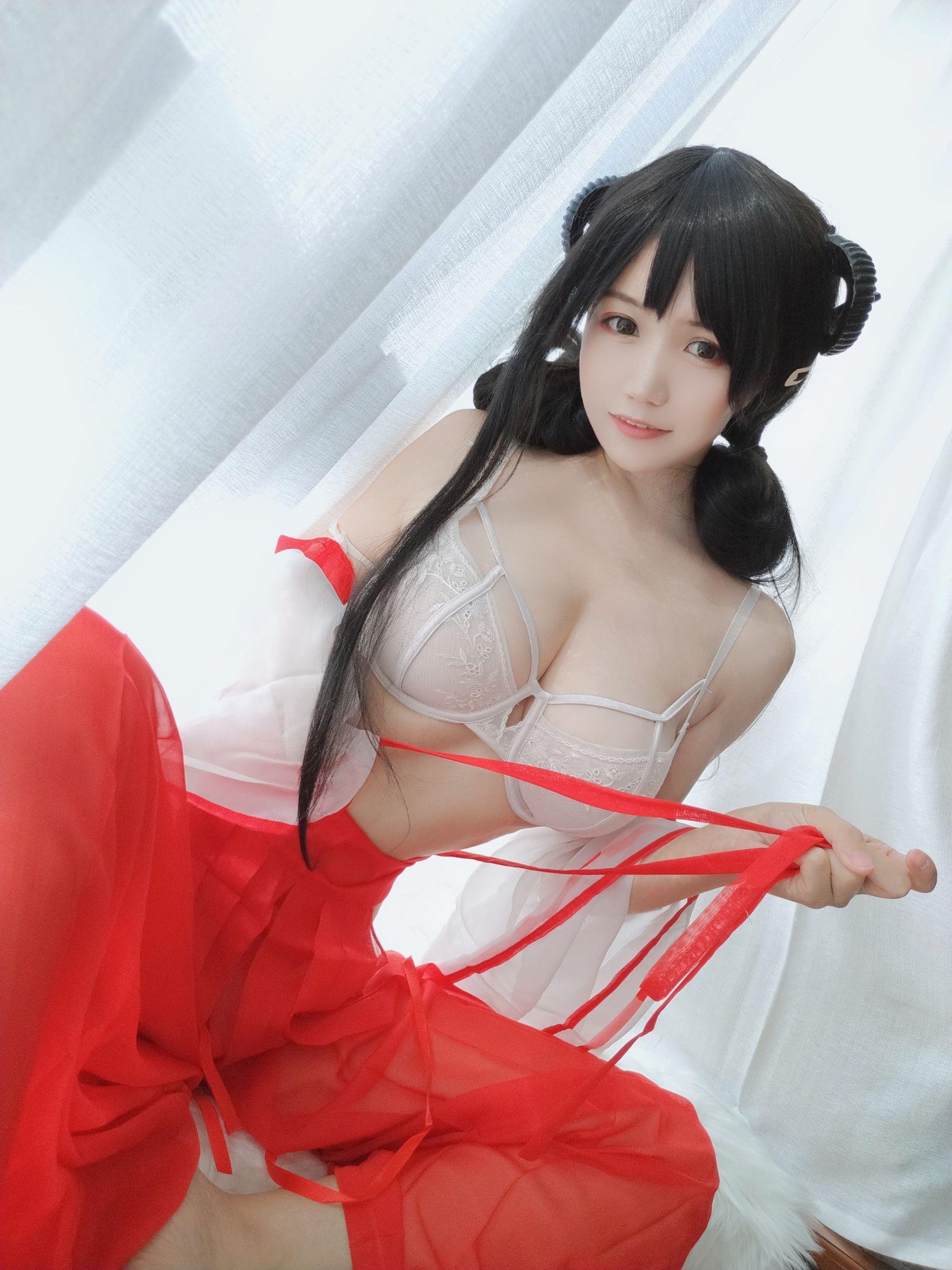 [网红COSER写真] 动漫博主小仓千代w – 巫女DLC 套图(19)