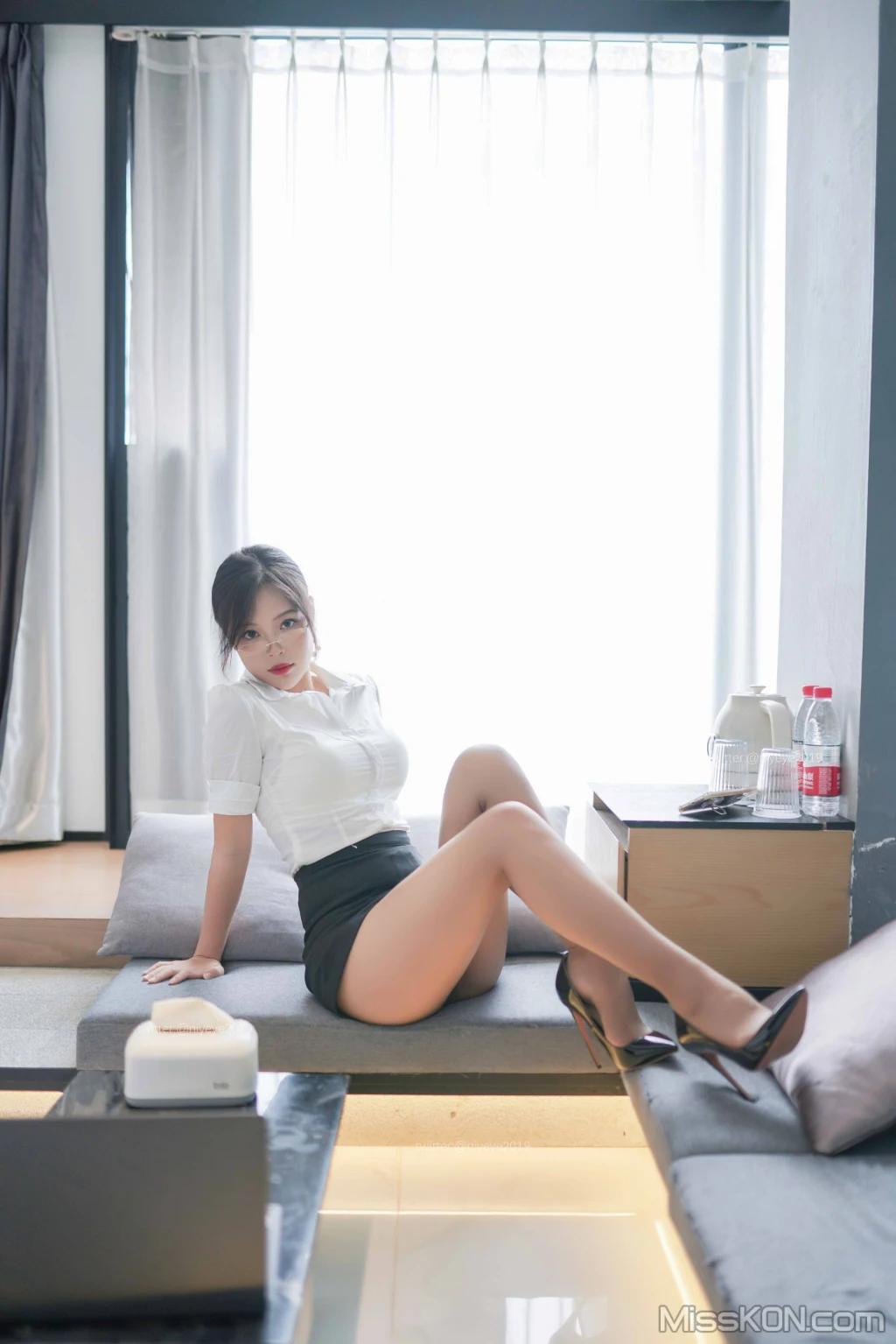 Coser@白烨: 秘书的私人时间2.0 (72 photos )(63)