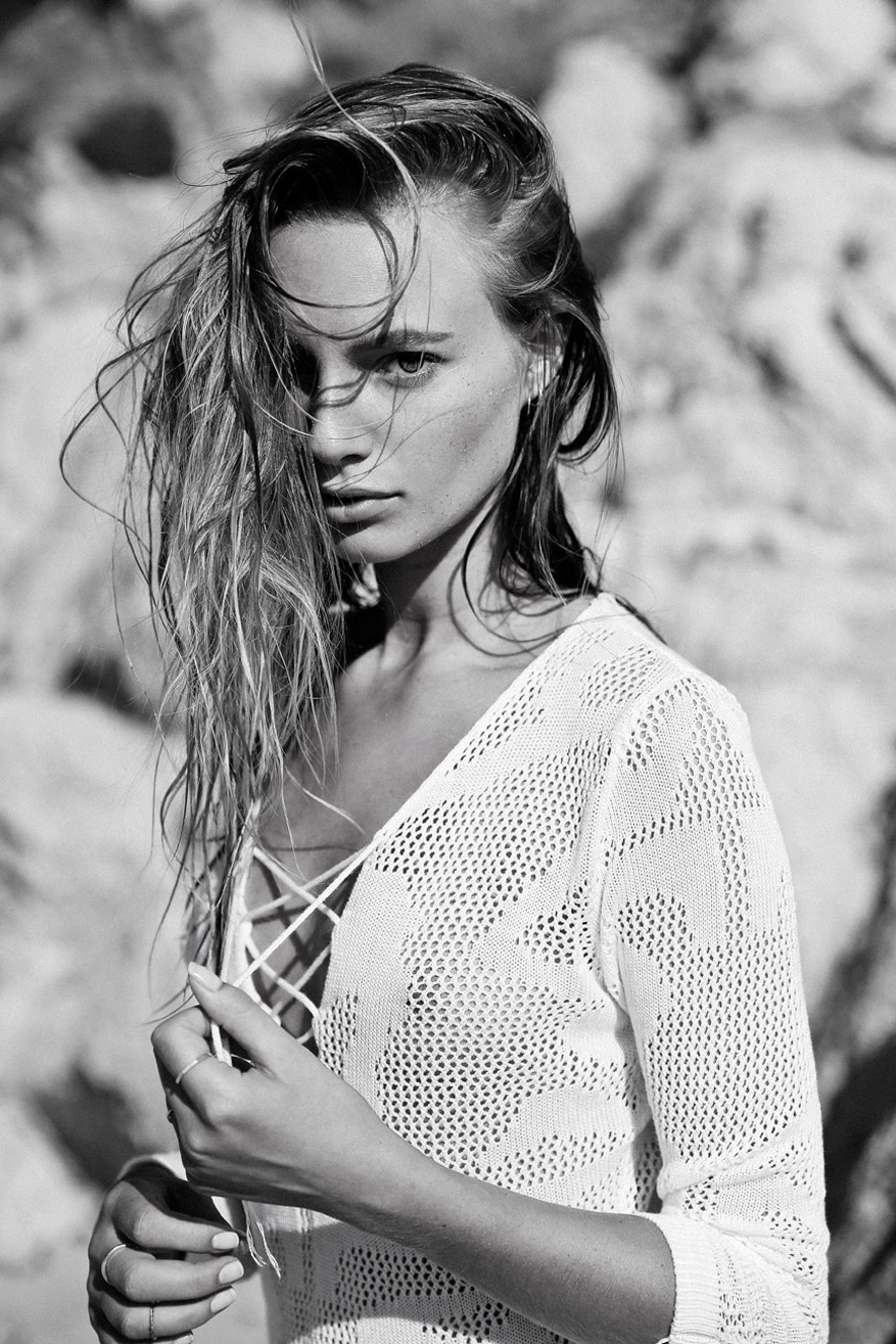На пляжах Сен-Тропе / Maya Stepper and Clara Rosager on Saint-Tropez beach by Cameron Hammond На пляжах Сен-Тропе / Maya Stepper and Clara Rosager on Saint-Tropez beach by Cameron Hammond