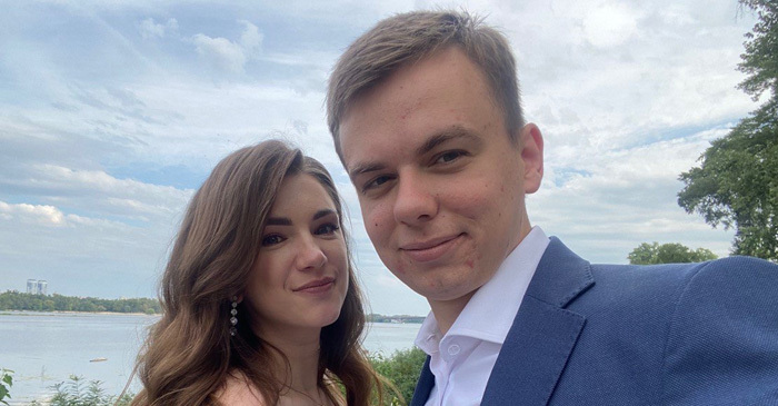 «Залишилась тільки чорна діра». Олег та Олена Підгайні втратили сина Іллю «Залишилась тільки чорна діра». Олег та Олена Підгайні втратили сина Іллю