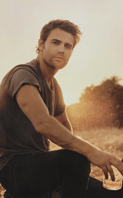 Paul Wesley Shpc41SY_o