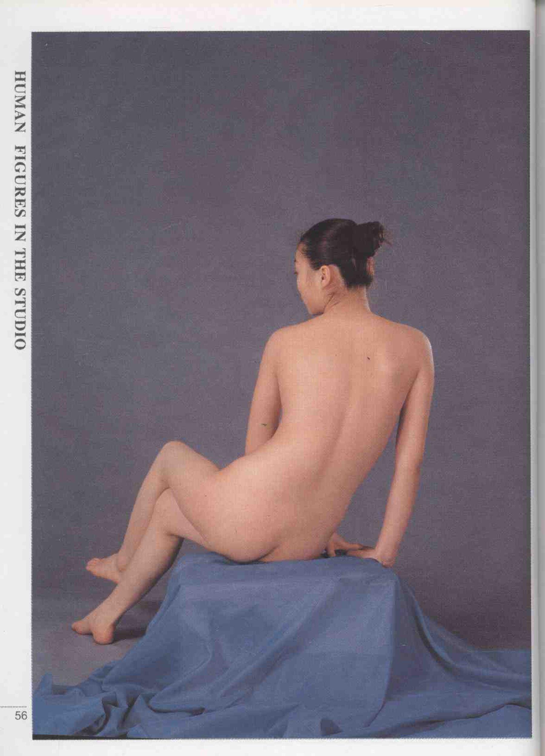 书籍扫描 实用人体模特摄影·坐姿篇(61)