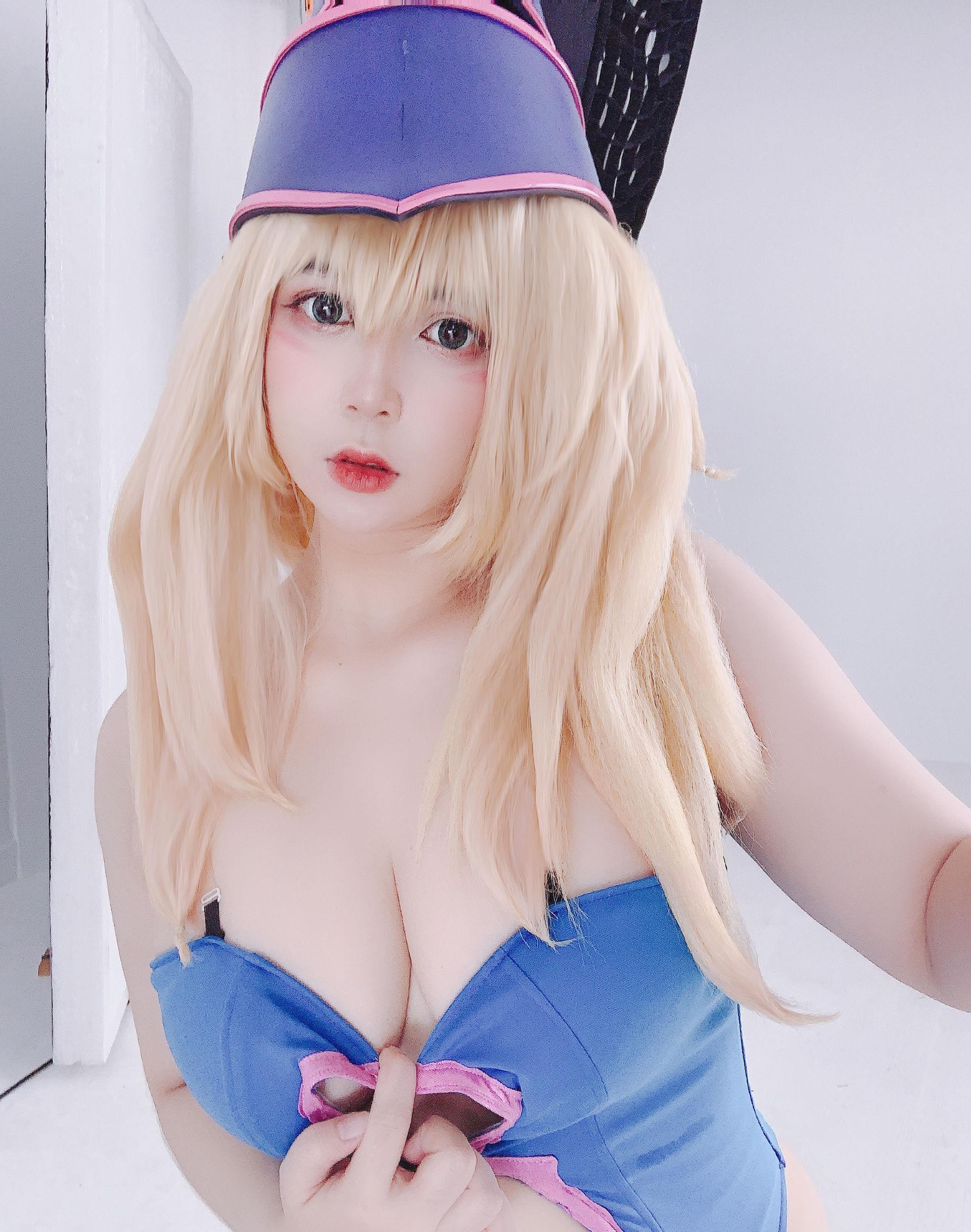 [网红COSER] Uy Uy – Dark Magicial Girl 写真套图(32)